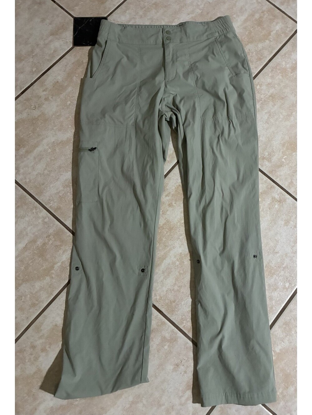 Columbia Women’s Size 10 Regular Sage Green Stretch Hiking Outdoor Cargo Pants - Picture 2 of 7